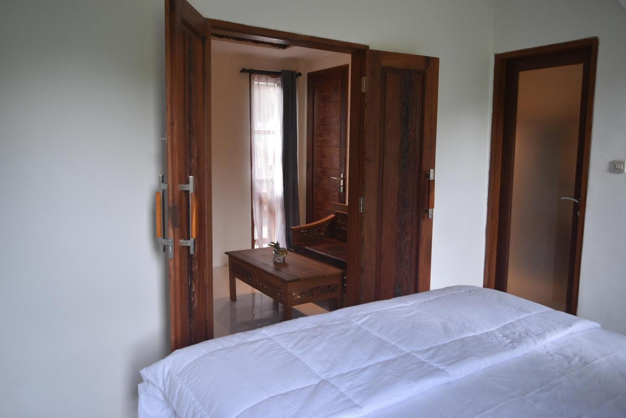 Ketut Joglo Guest House Nusa Dua  Esterno foto