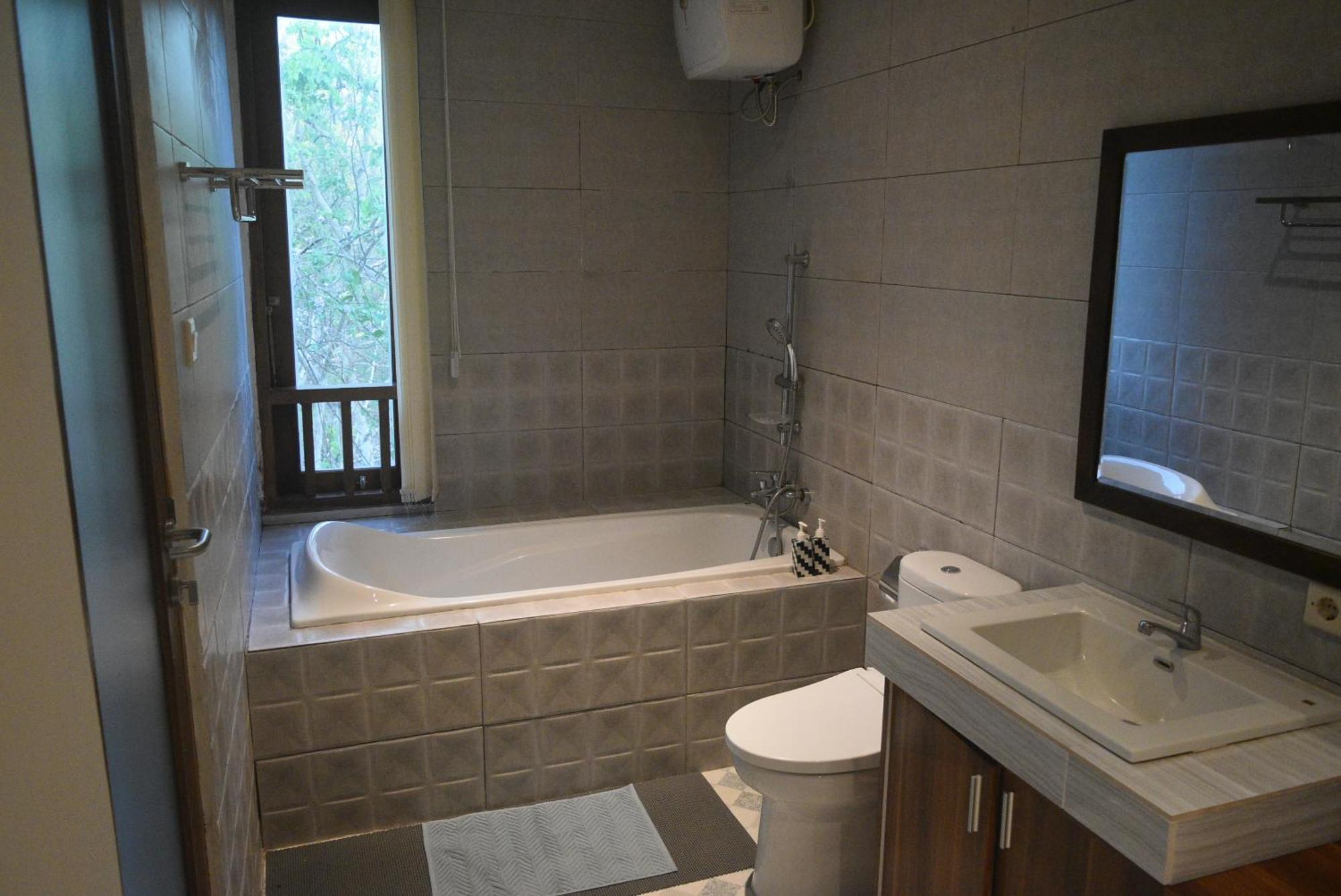 Ketut Joglo Guest House Nusa Dua  Esterno foto
